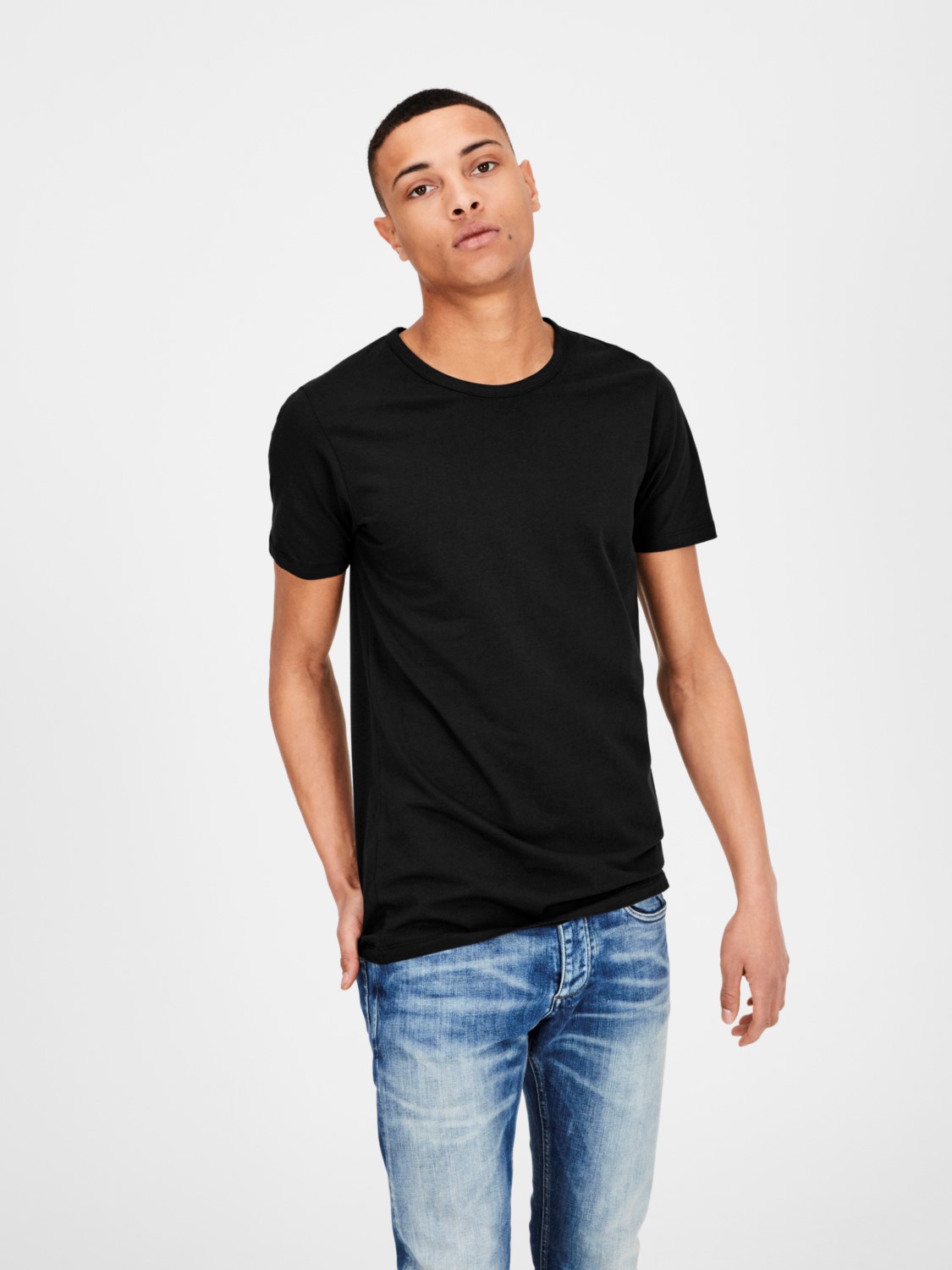 JJEBASIC O-NECK TEE S/S NOOS